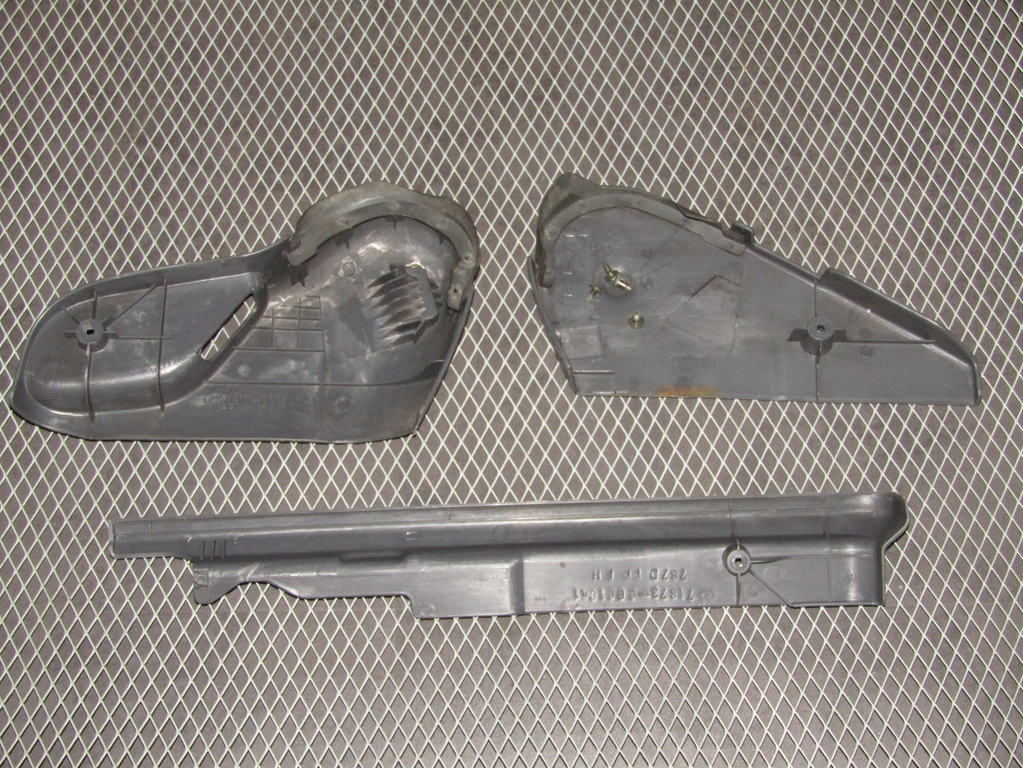 92 93 94 95 96 Toyota Camry OEM Front Seat Side Panel Cover Trim - Right