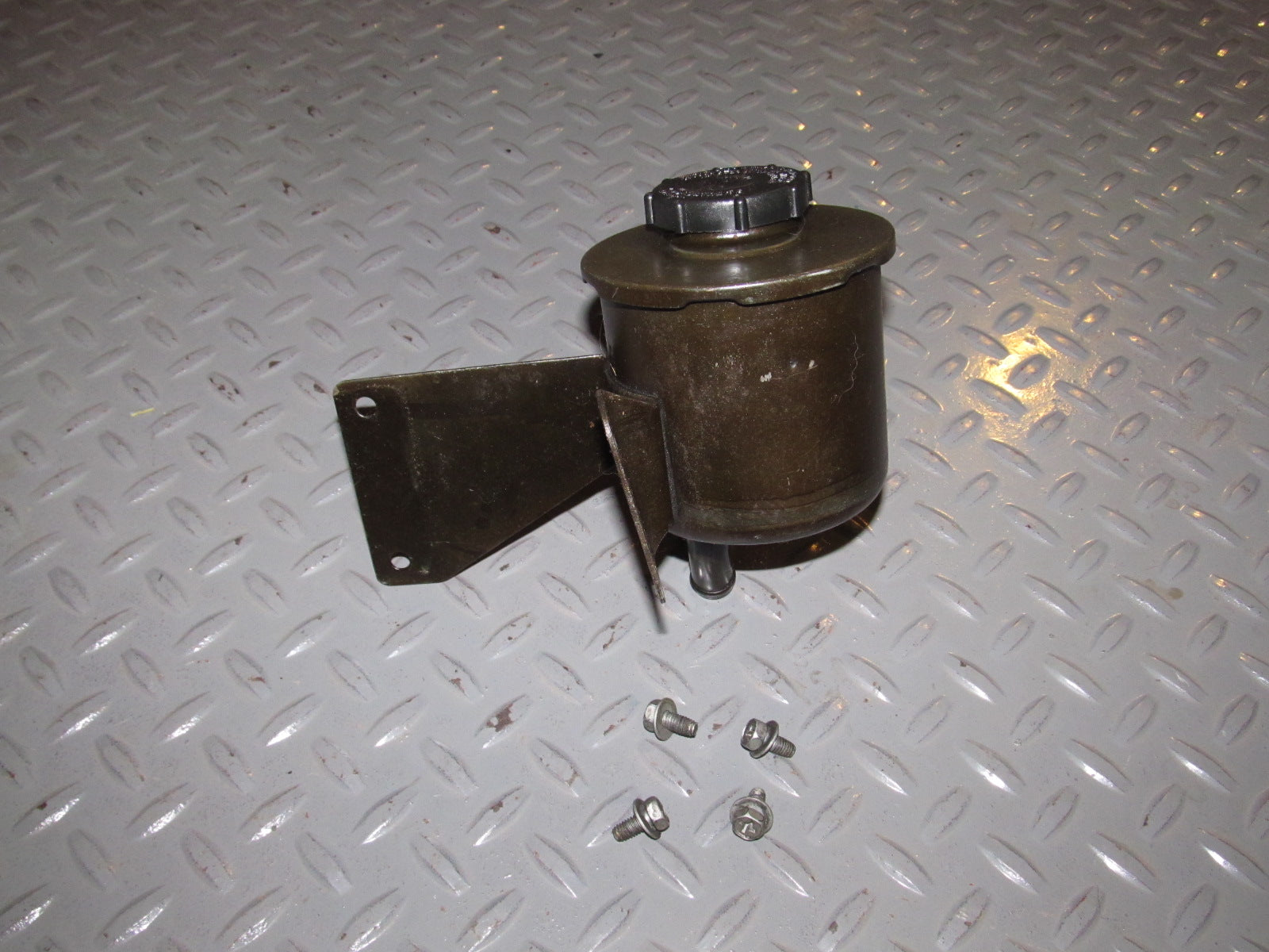 84 85 86 Nissan 300zx OEM Power Steering Fluid Tank Reservoir