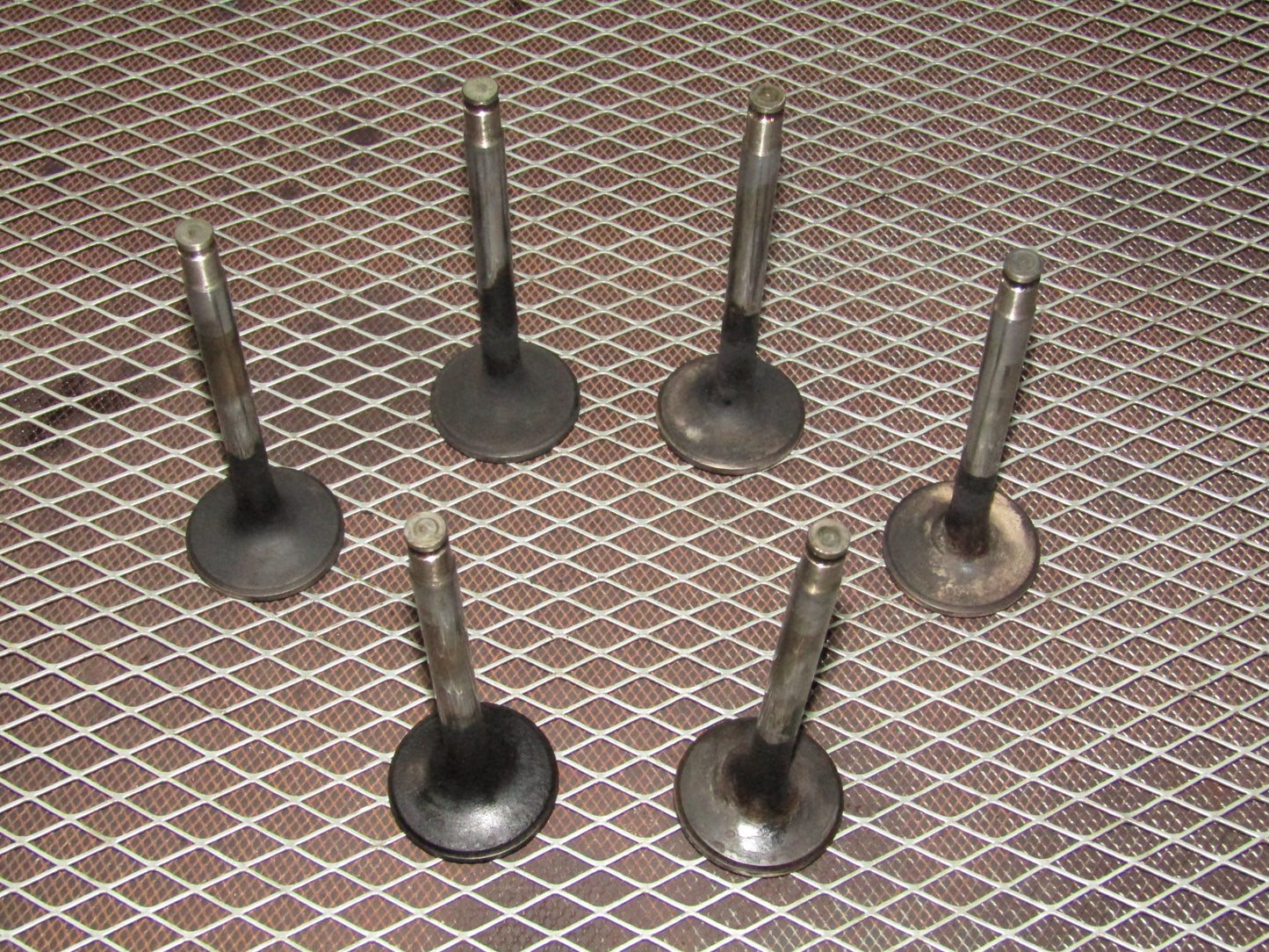 86-93 Mercedes Benz 300E OEM Engine Exhaust Valve Set