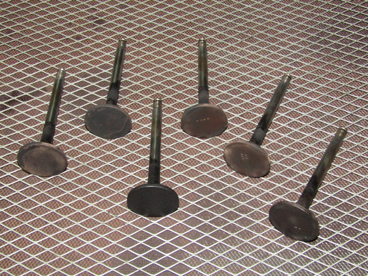 86-93 Mercedes Benz 300E OEM Engine Exhaust Valve Set