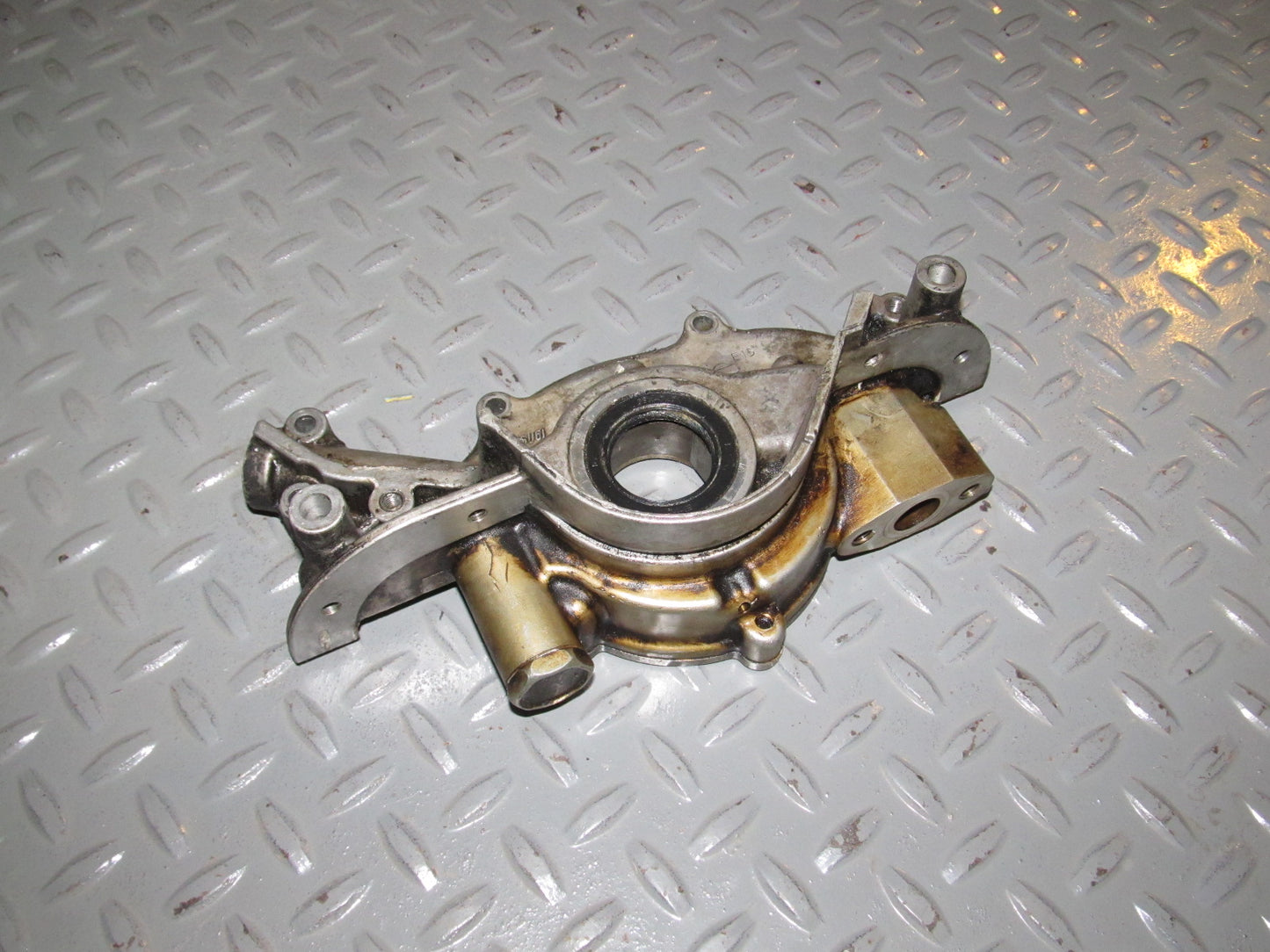 84 85 86 Nissan 300zx Non Turbo OEM Engine Oil Pump