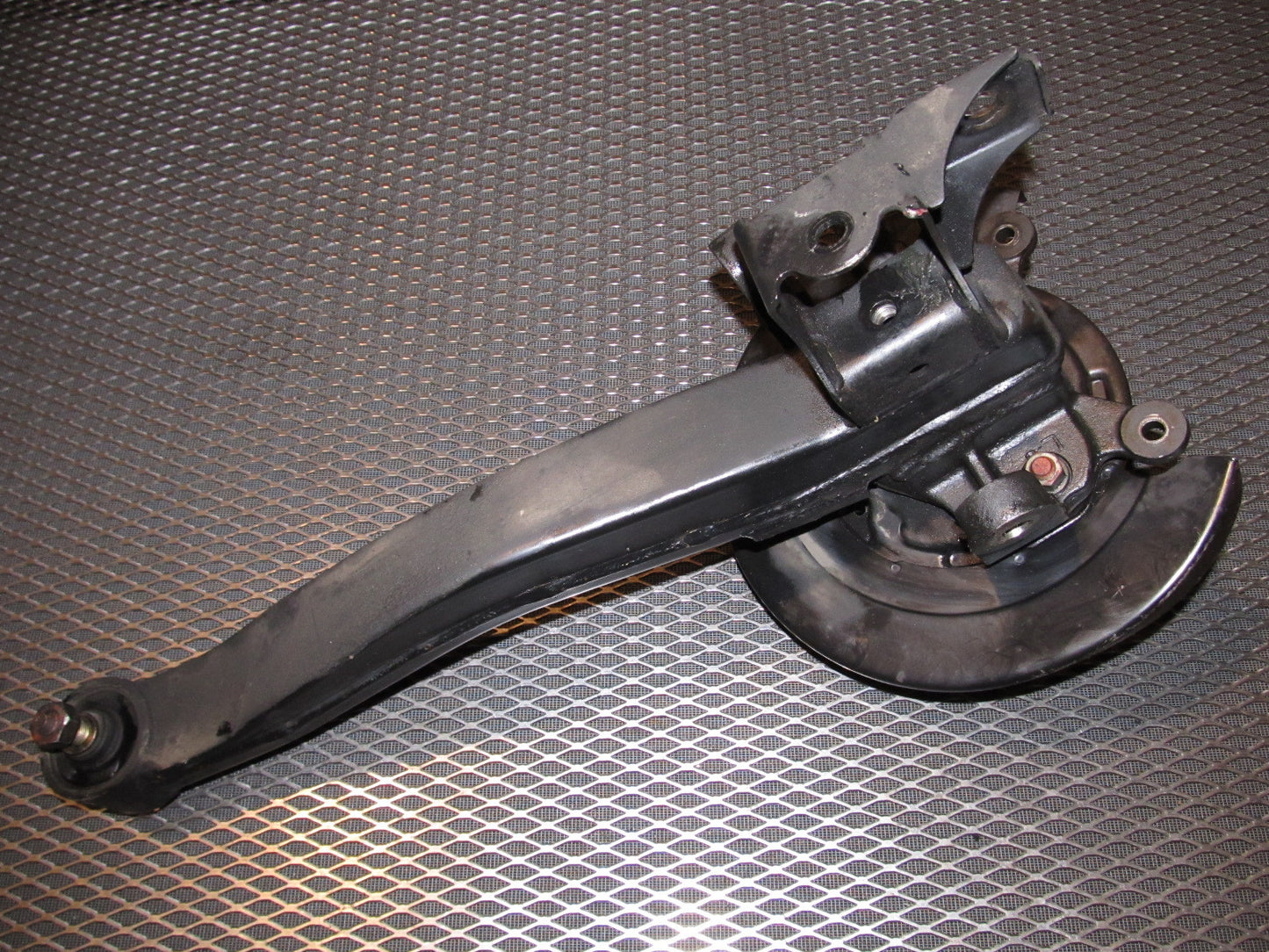 94 95 96 97 Mitsubishi 3000GT Rear Spindle & Knuckle - Left
