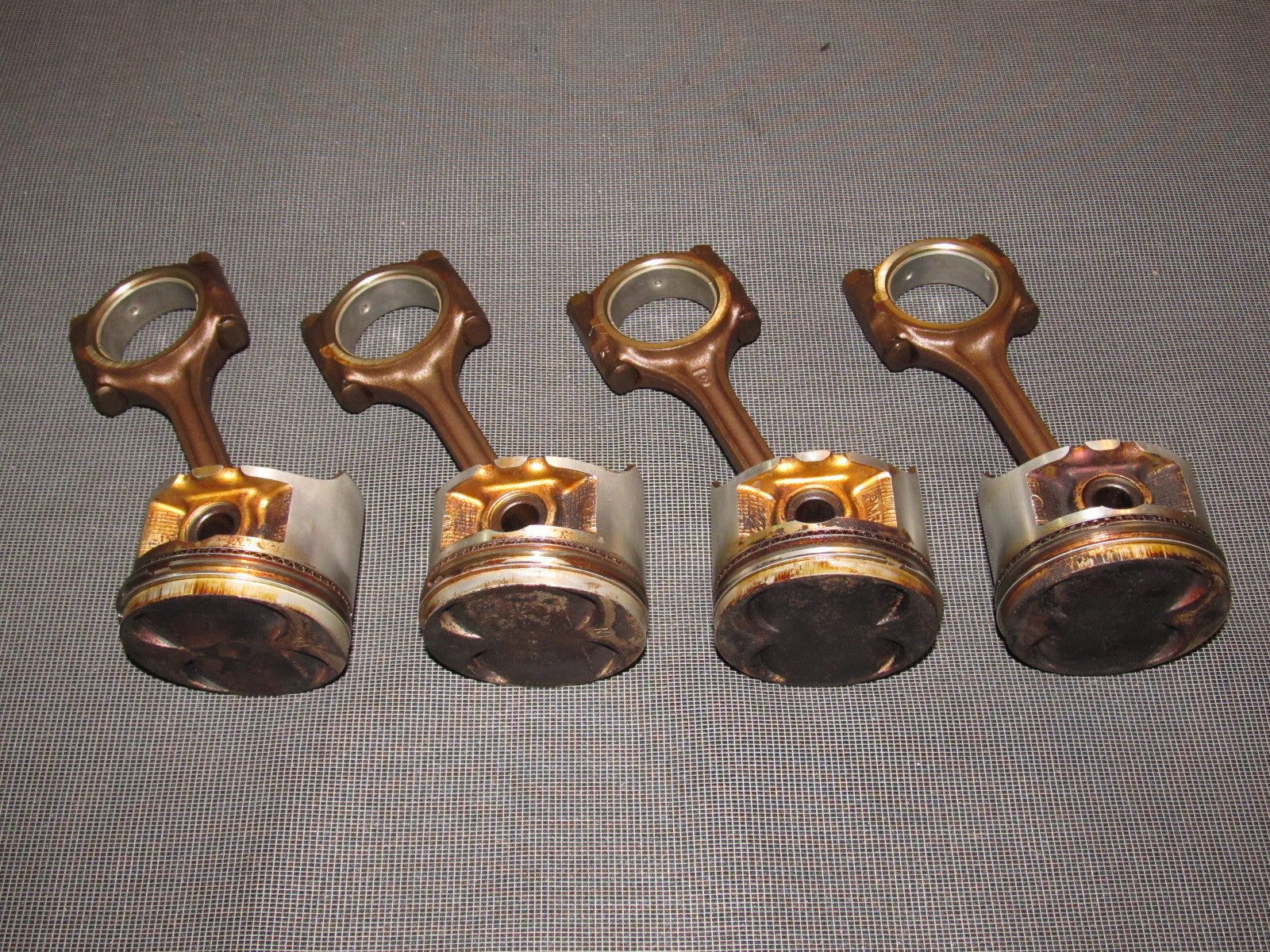 92 93 94 95 Honda Civic OEM D15B7 Engine Pistion & Rod Assembly - Set