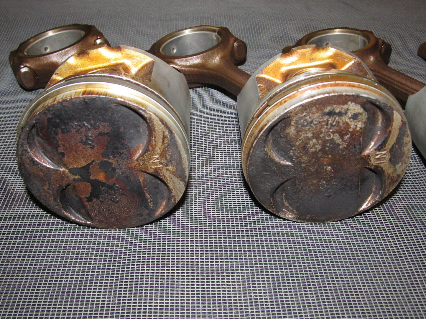 92 93 94 95 Honda Civic OEM D15B7 Engine Piston & Rod Assembly - Set