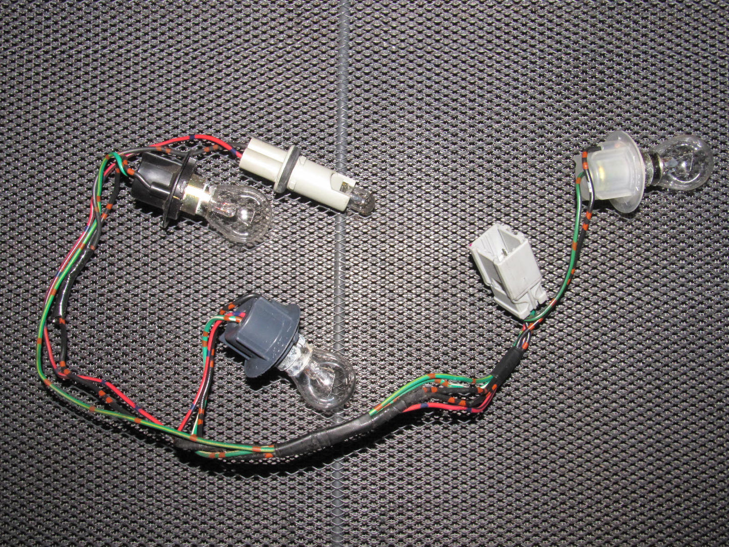 94 95 96 97 Acura Integra OEM Coupe Tail Light Bulb Socket - Right