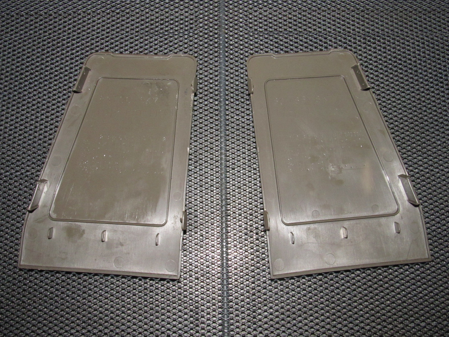 94-01 Acura Integra OEM Interior Tail Light Cover