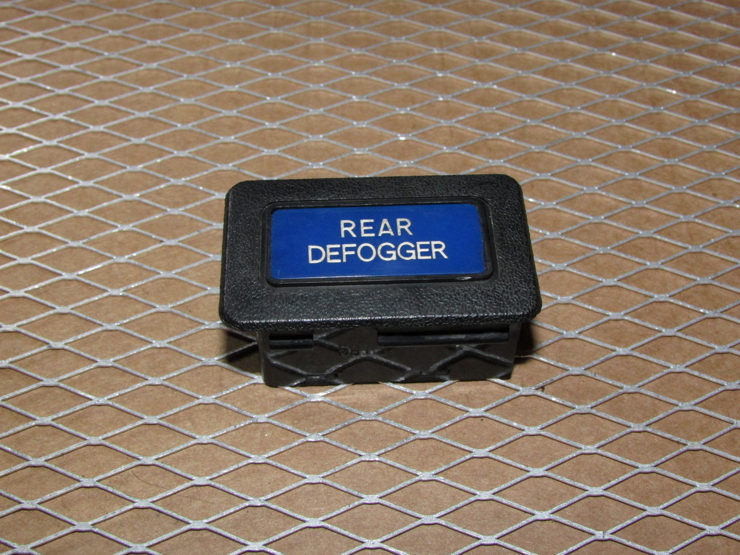 75 76 77 78 Datsun 280z OEM Rear Defogger Light Lamp Housing