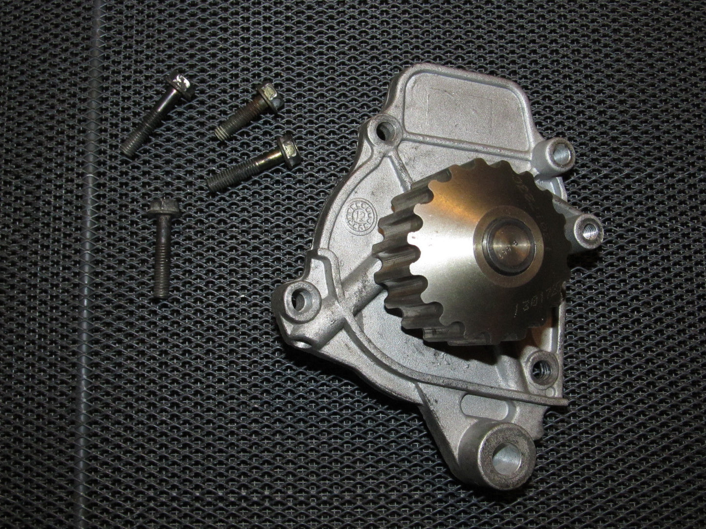 92 93 94 95 Honda Civic OEM D15B7 Engine Water Pump