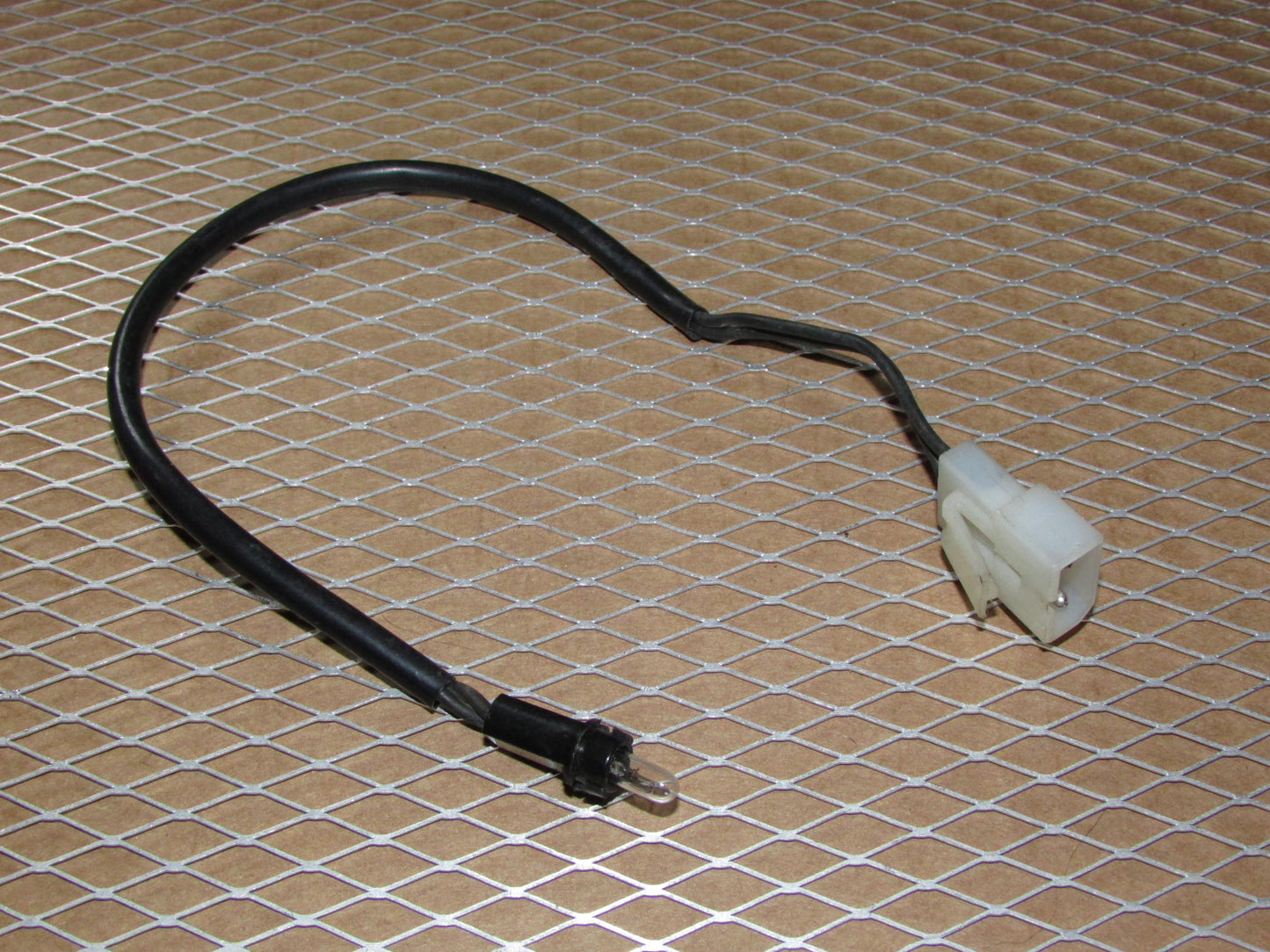 75 76 77 78 Datsun 280z OEM Rear Defogger Light Bulb Socket & Harness