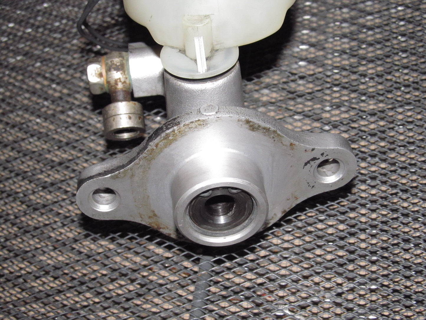 94 95 96 97 Mazda Miata OEM Brake Master Cylinder