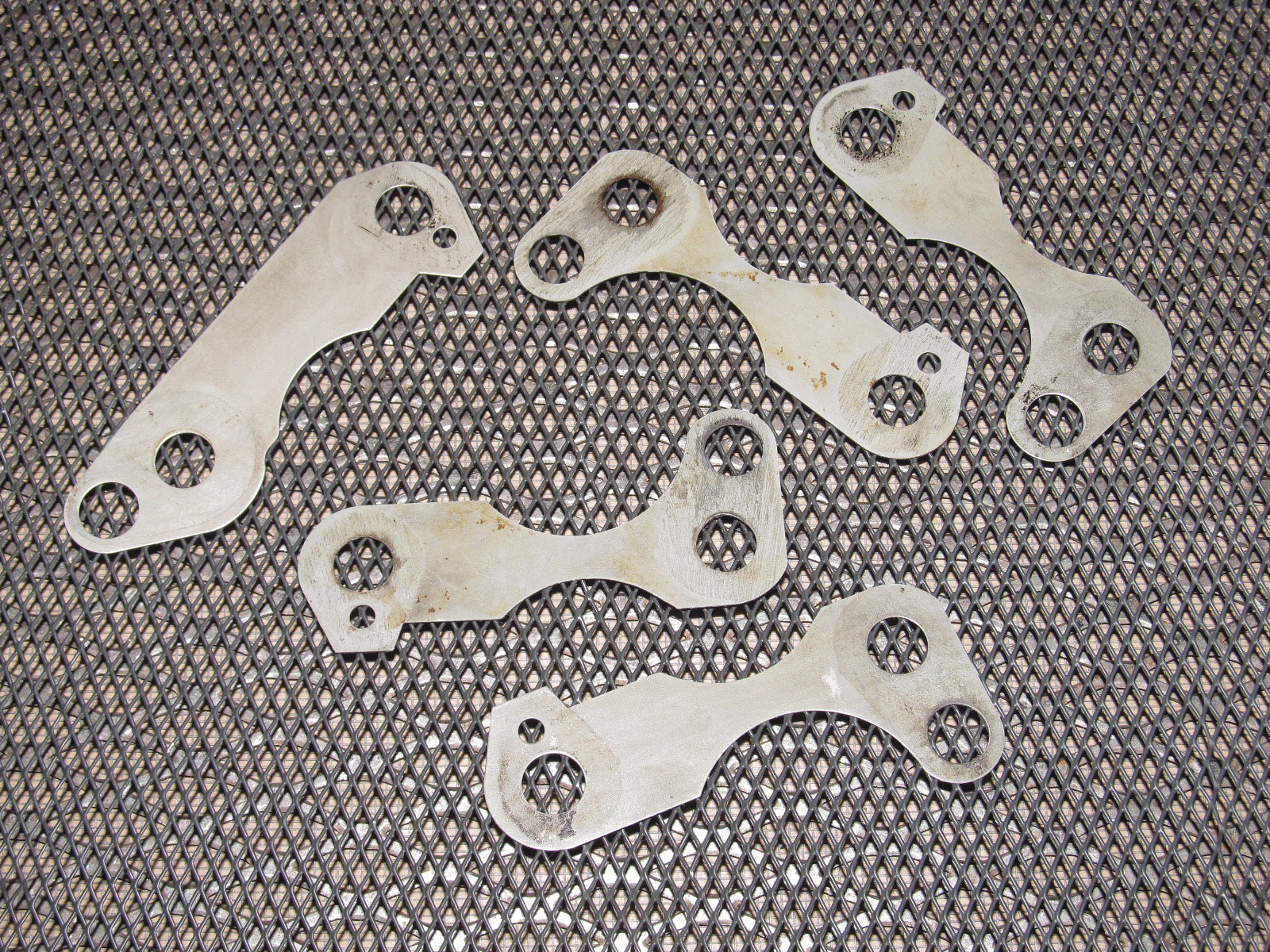 72 73 Datsun 240z OEM E88 Engine Camshaft Bearing Cap Gasket Plate Set