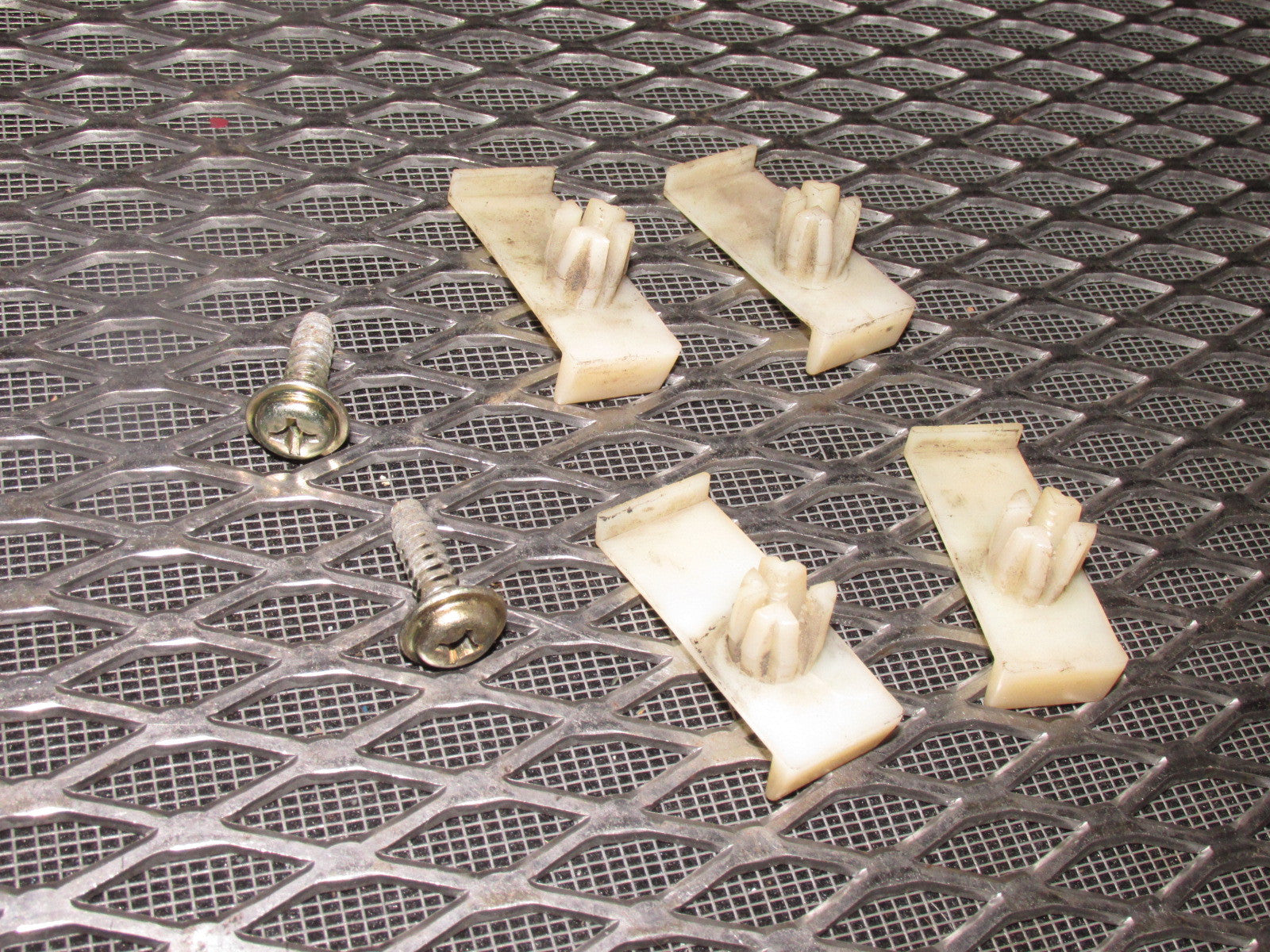 84 85 Mazda RX7 OEM Window Mounting Tab Clip - Set