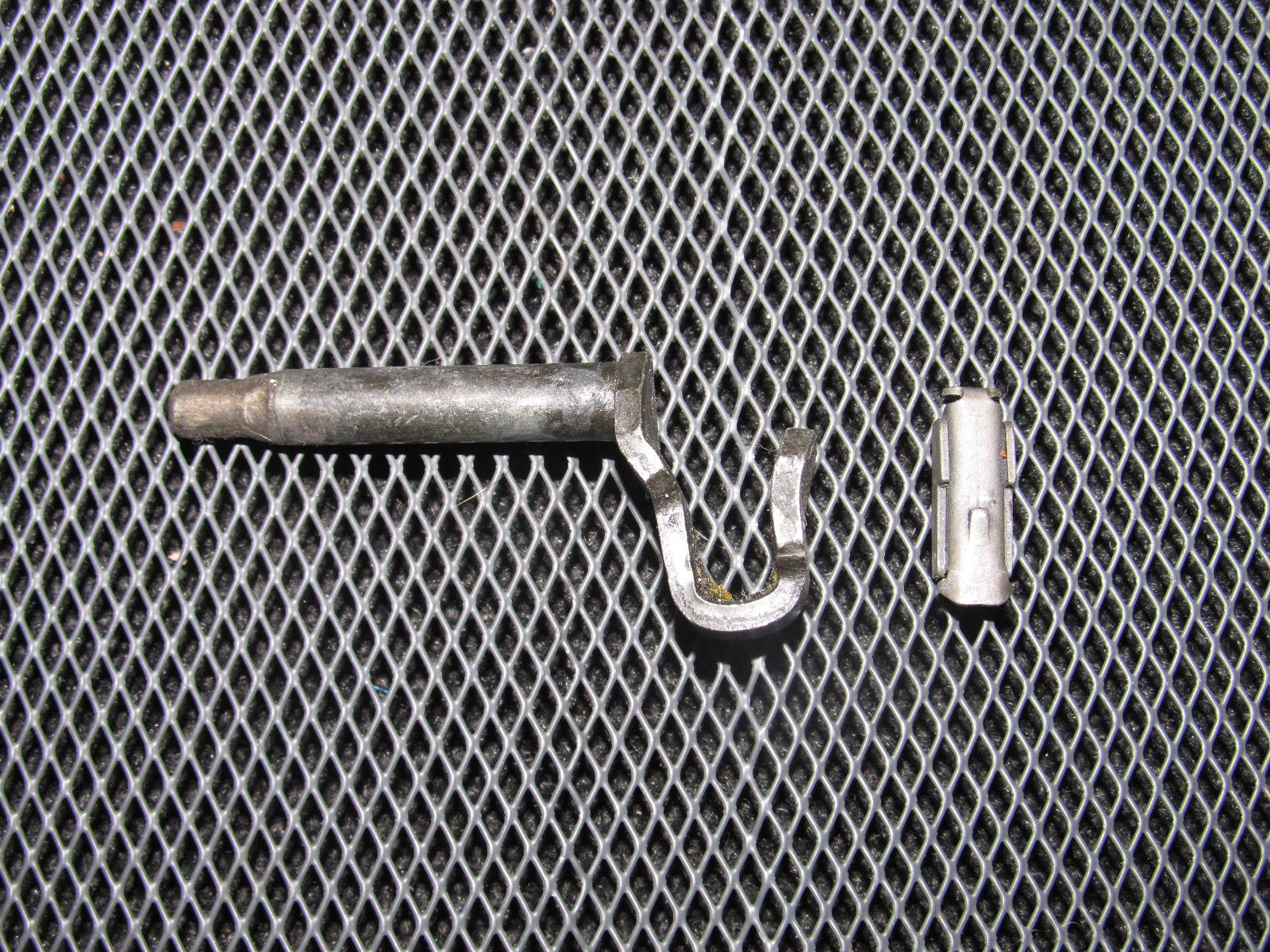 96-01 Audi A4 OEM Seat Lock Pin - Front Right - Front Passenger Side