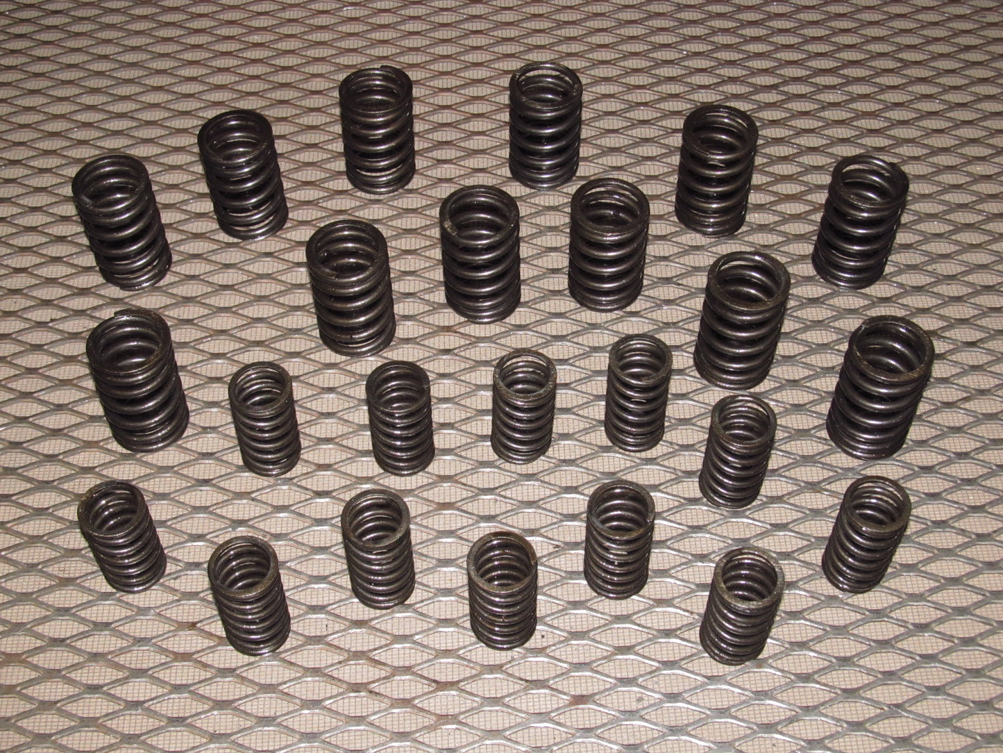 72 73 Datsun 240z OEM E88 Engine Valve Spring Set