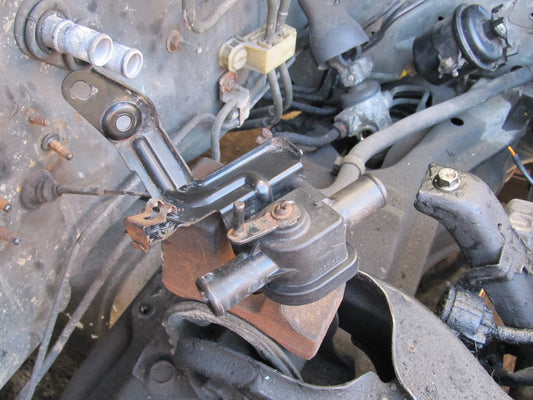 97 98 99 00 01 Honda Prelude OEM Heater Core Coolant Bypass Valve