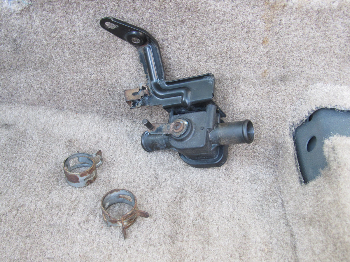 97 98 99 00 01 Honda Prelude OEM Heater Core Coolant Bypass Valve