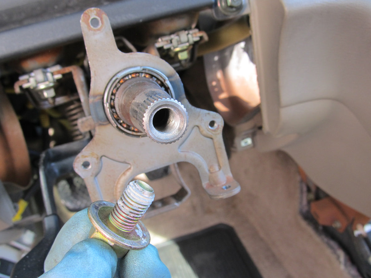 97 98 99 00 01 Honda Prelude OEM Steering Wheel Mounting Bolt