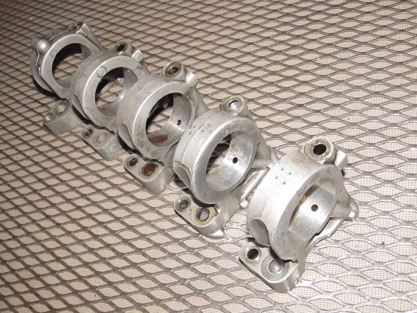 72 73 Datsun 240z OEM 2.4L E88 Engine Camshaft Bearing Cap Set
