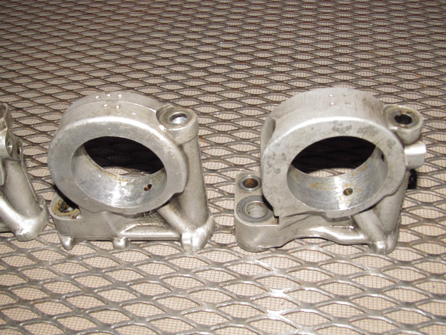 72 73 Datsun 240z OEM 2.4L E88 Engine Camshaft Bearing Cap Set