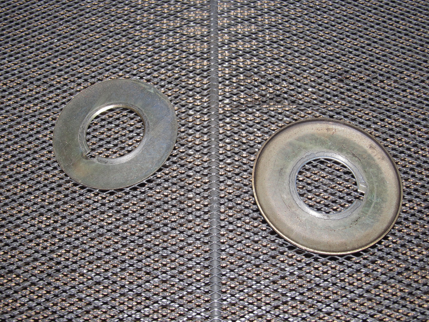 90-96 Nissan 300zx OEM Crankshaft Pulley Thrust Plate Gasket