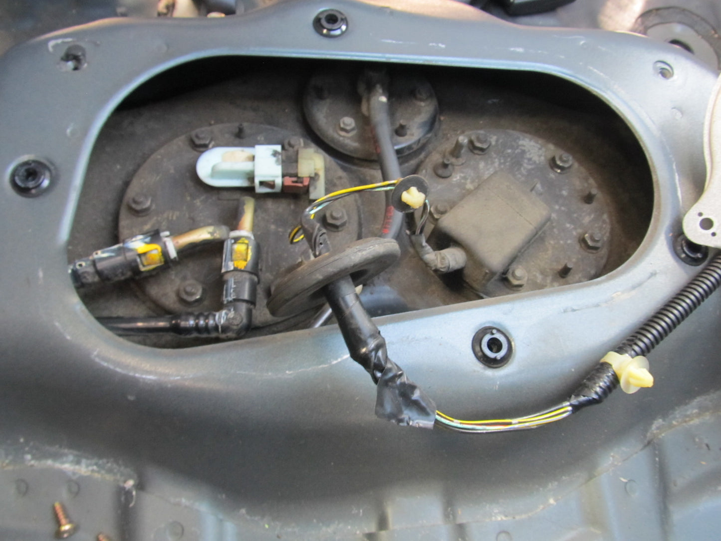 97 98 99 00 01 Honda Prelude OEM Fuel Pump & Sending Unit