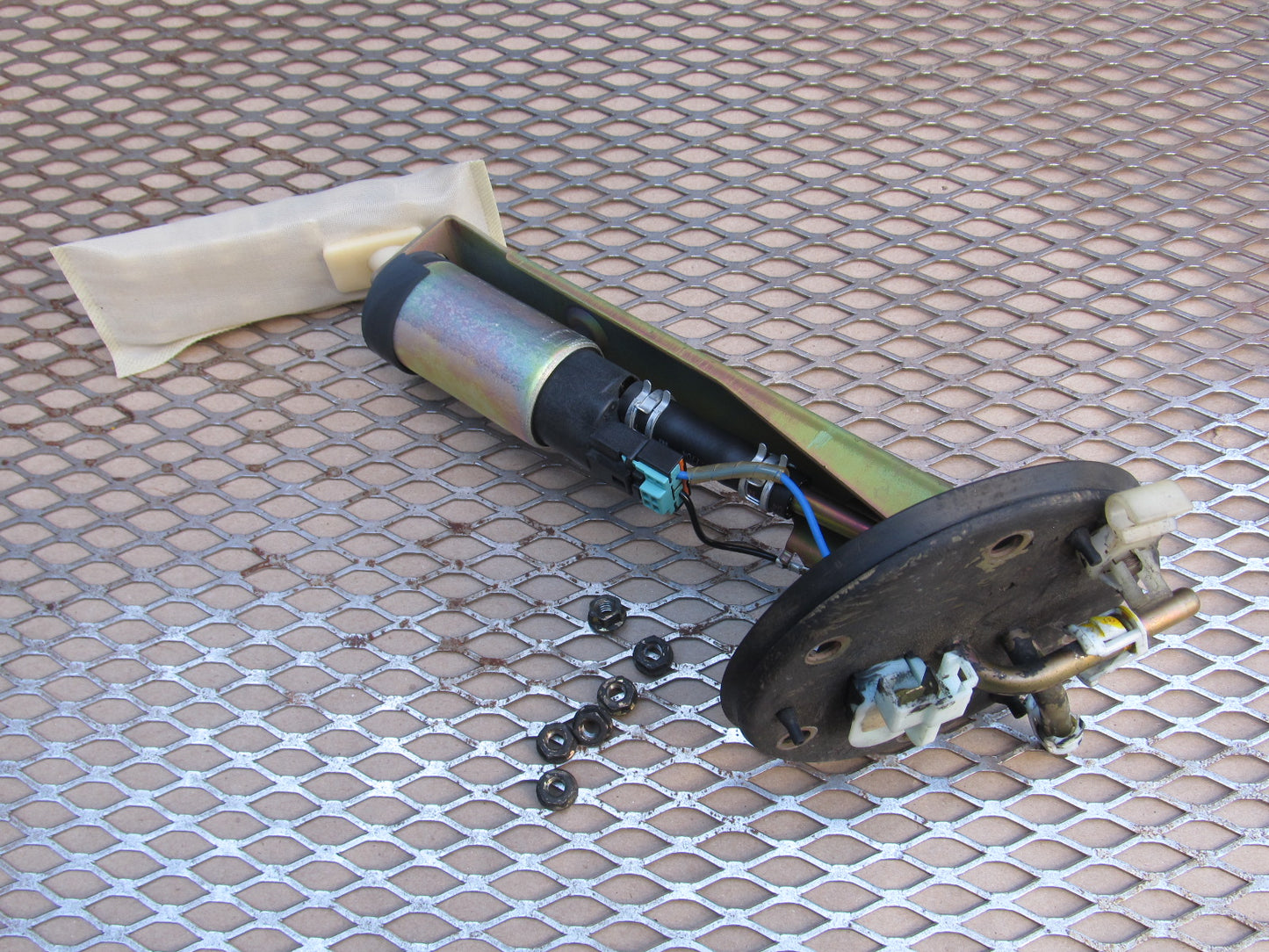 97 98 99 00 01 Honda Prelude OEM Fuel Pump & Sending Unit