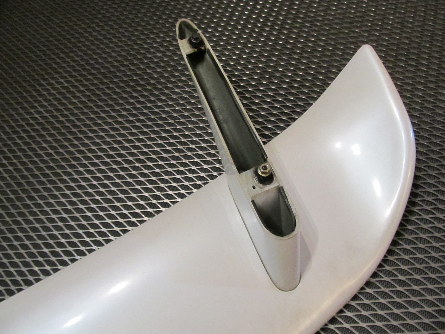 94 95 96 97 Mitsubishi 3000GT OEM Wing Spoiler