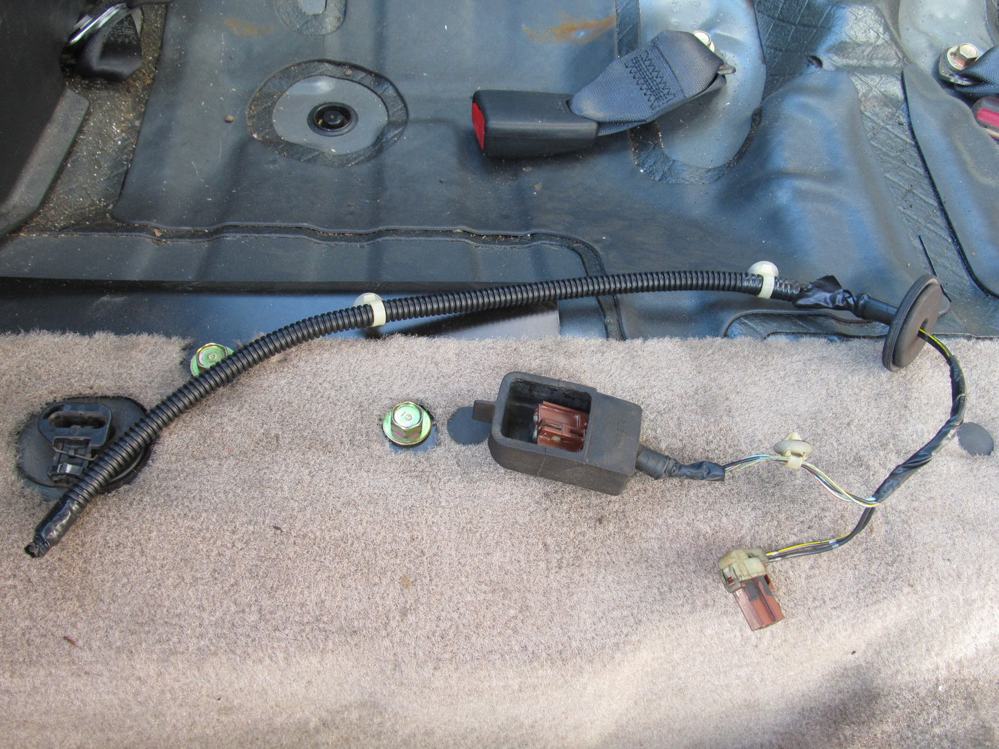 97 98 99 00 01 Honda Prelude OEM Fuel Pump & Sending Unit Pigtail Harness