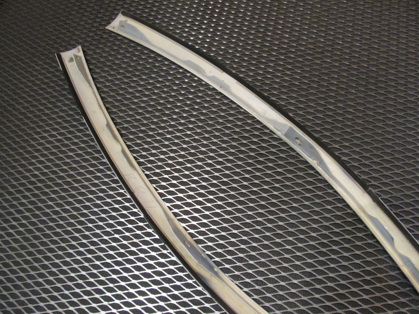 94 95 96 97 Mitsubishi 3000GT Exterior Railing Pillar Cover - Set