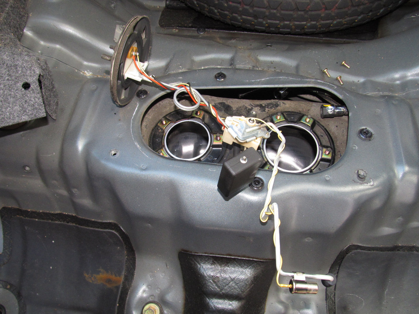 97 98 99 00 01 Honda Prelude OEM Fuel Gauge Floater Sending Unit