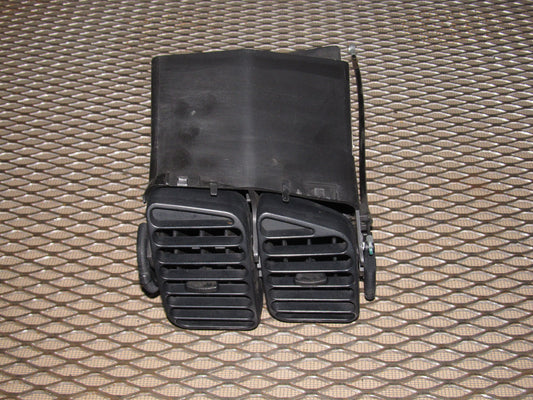 97 98 99 Mitsubishi Eclipse OEM A/C Heater Dash Center Air Vent