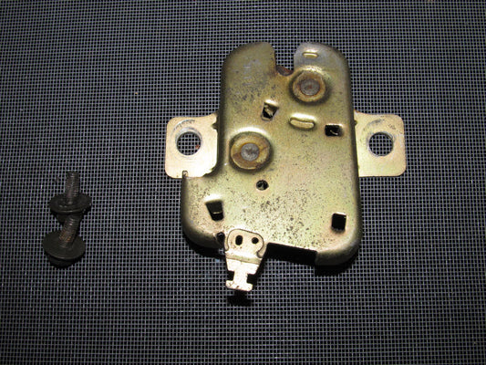 90 91 92 93 Mazda Miata OEM Trunk Latch