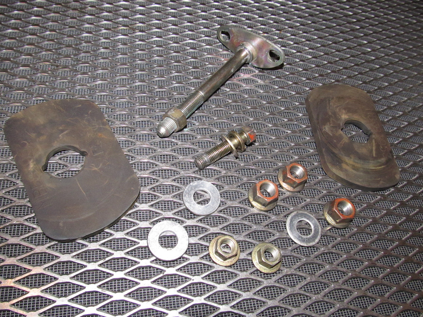 94 95 96 97 Mitsubishi 3000GT Engine Motor Mount Bolt - Left