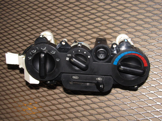 97 98 99 Mitsubishi Eclipse OEM Hvac Climate Control Unit
