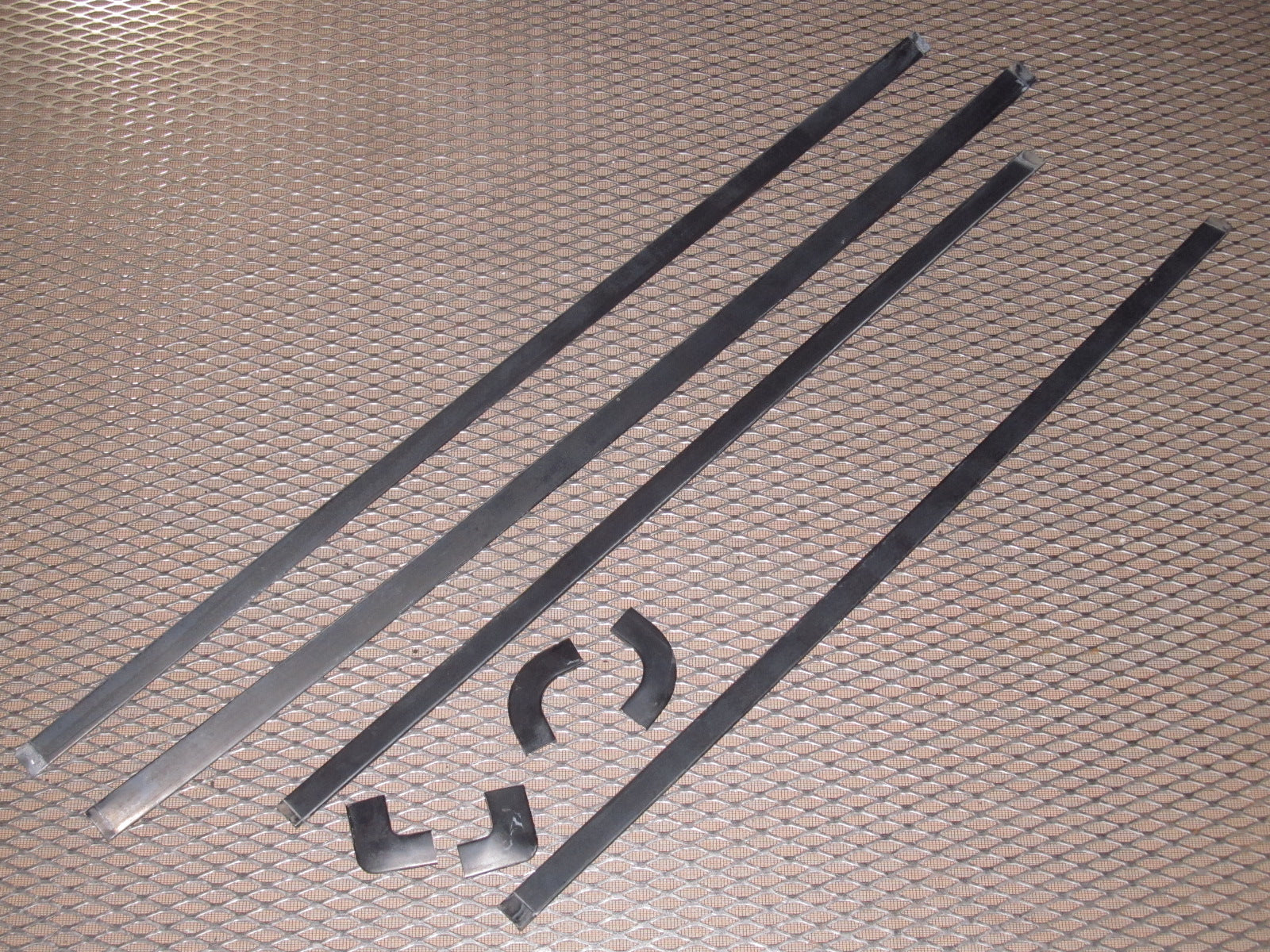 79 80 Datsun 280zx OEM Rear Windshield Moulding
