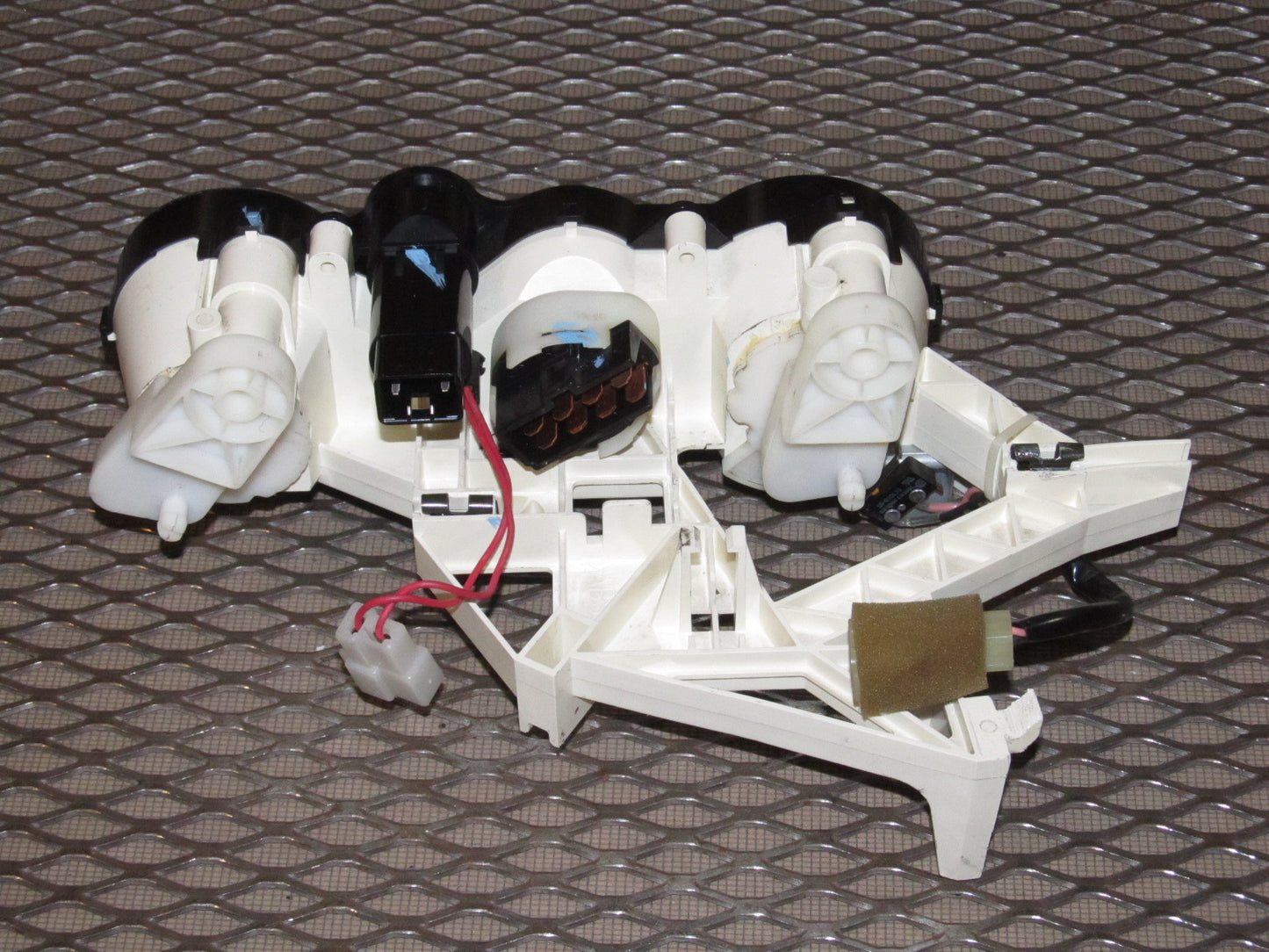 97 98 99 Mitsubishi Eclipse OEM Hvac Climate Control Unit