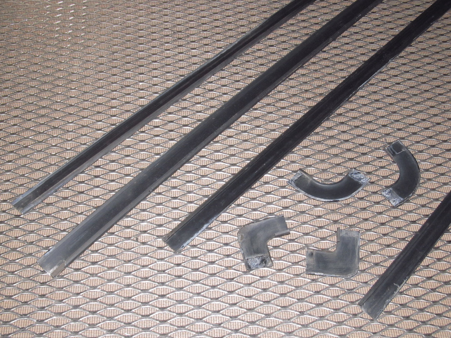 79 80 Datsun 280zx OEM Rear Windshield Moulding