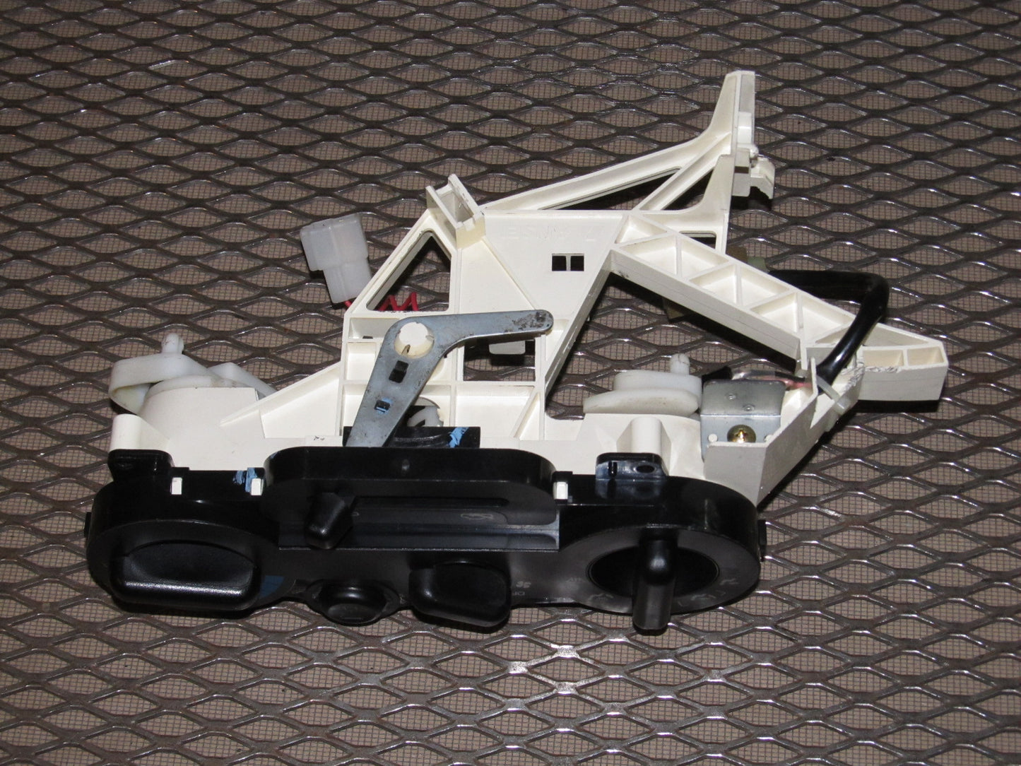 97 98 99 Mitsubishi Eclipse OEM Hvac Climate Control Unit