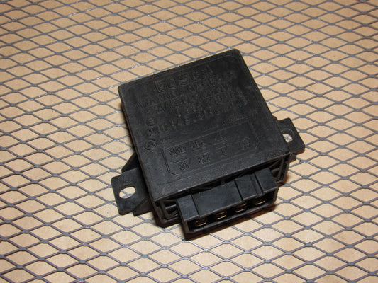 77-95 Mercedes Benz T1 Van OEM Flasher Relay 0 335 210 164