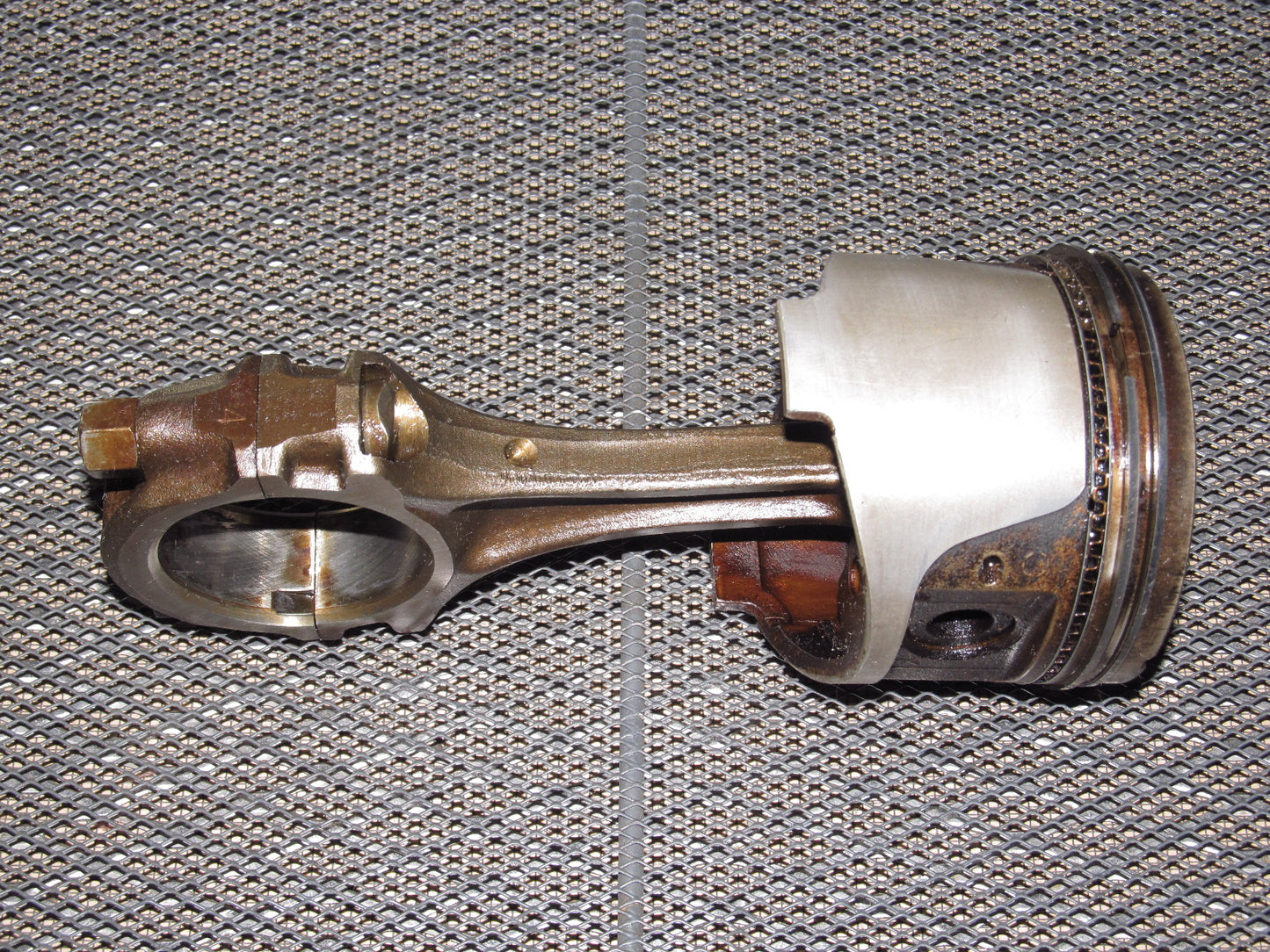 77 78 Datsun 280z OEM L28E Dish Piston & Connecting Rod - N42