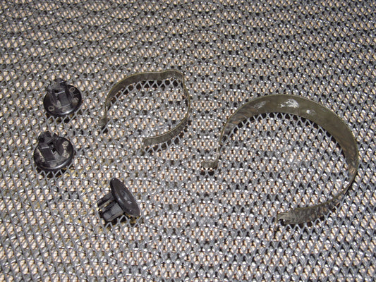 90 91 92 93 Acura Integra OEM Steering Column Dust Cover Clip