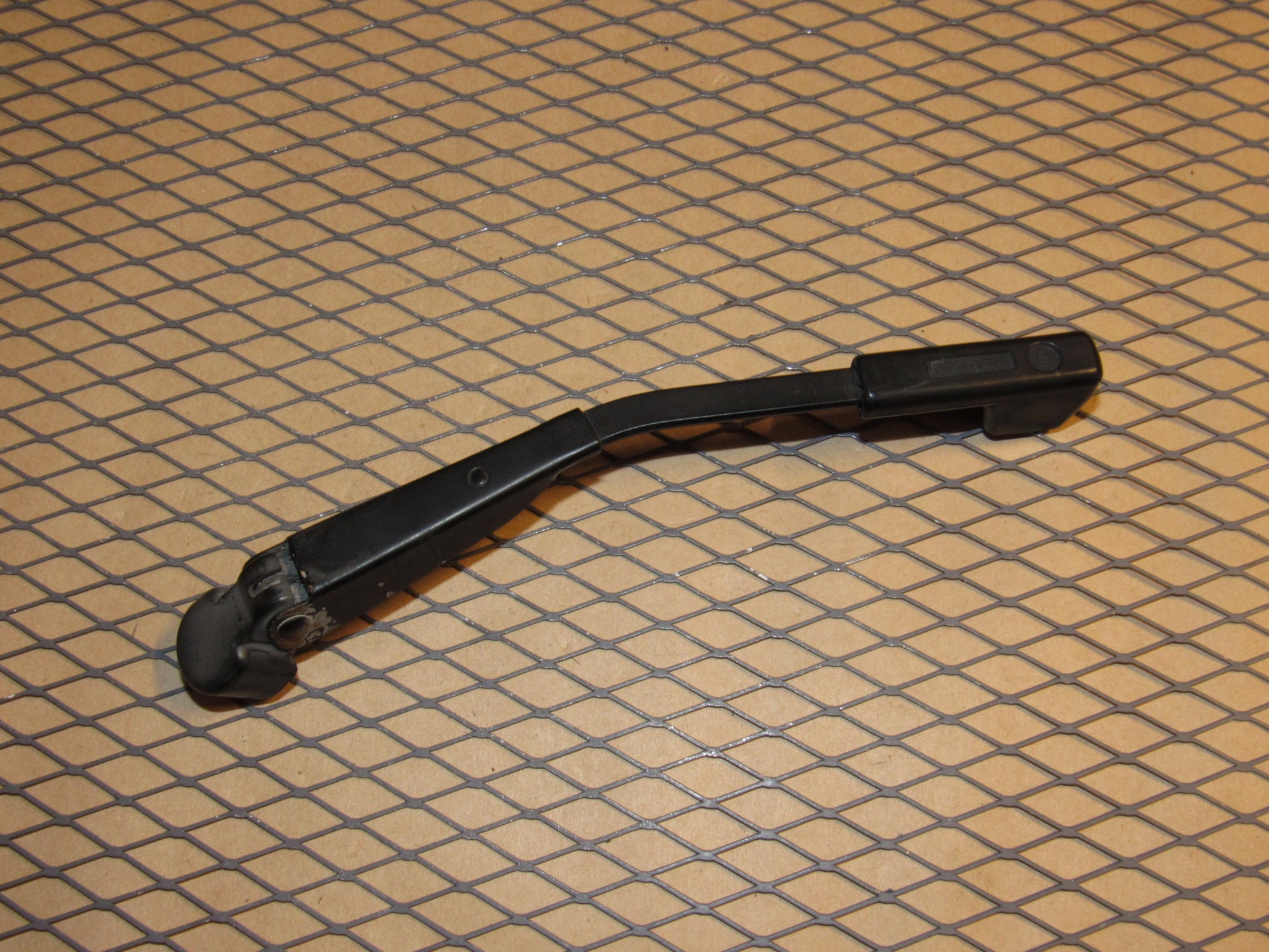 98 99 00 Volvo V70 OEM Headlight Wiper Arm - Left