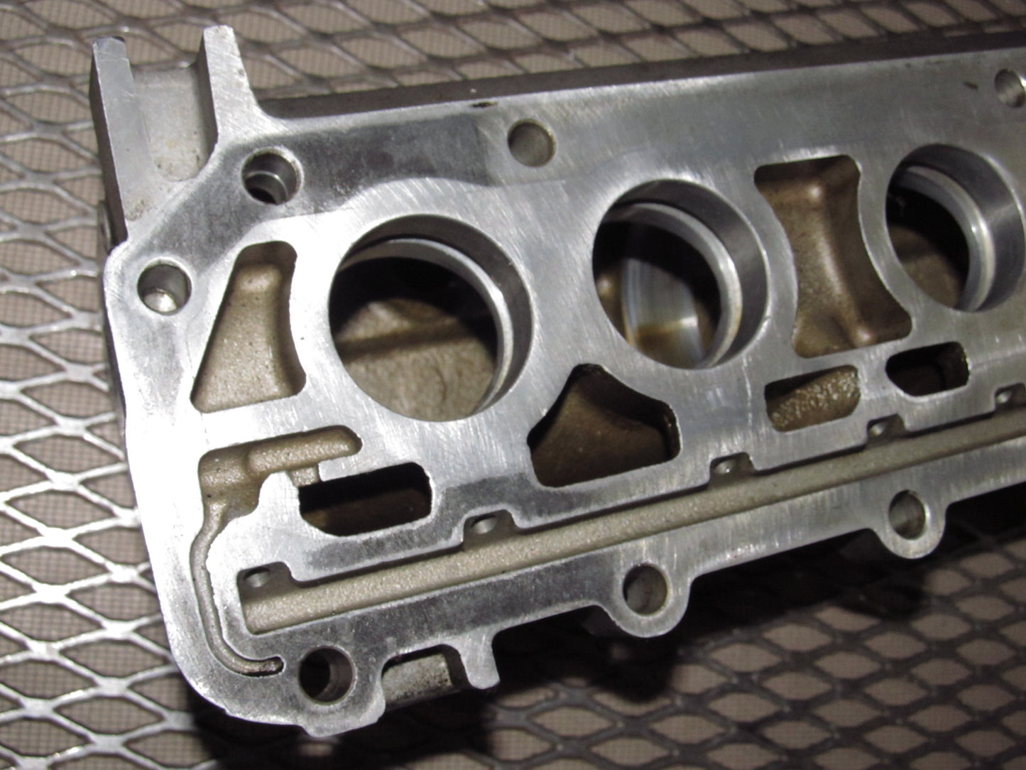 83 84 85 Porsche 944 OEM Engine Upper Cylinder Head Camshaft Housing