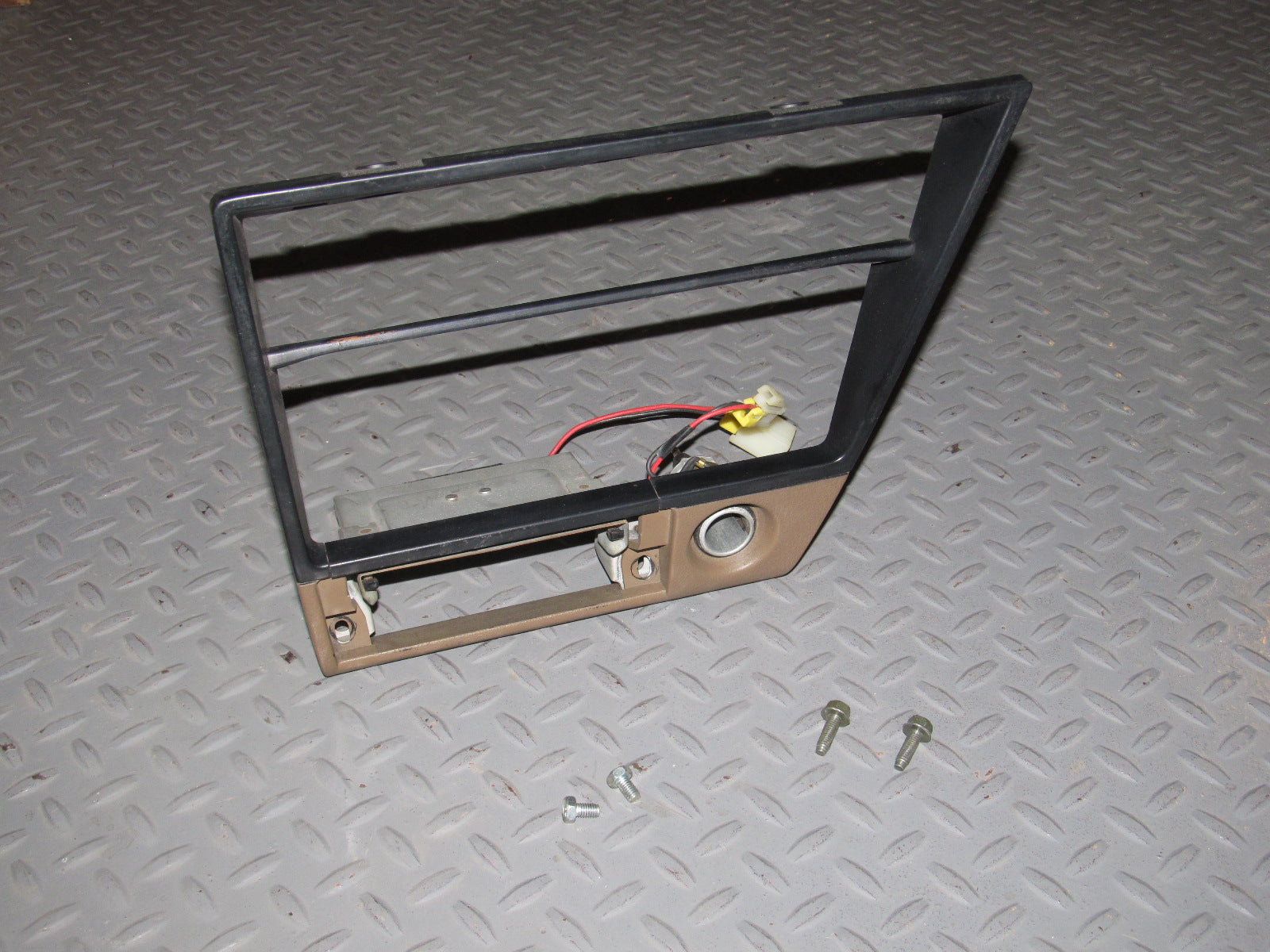 87 88 89 Nissan 300zx OEM Dash Climate Control & Radio Stereo Bezel Cover