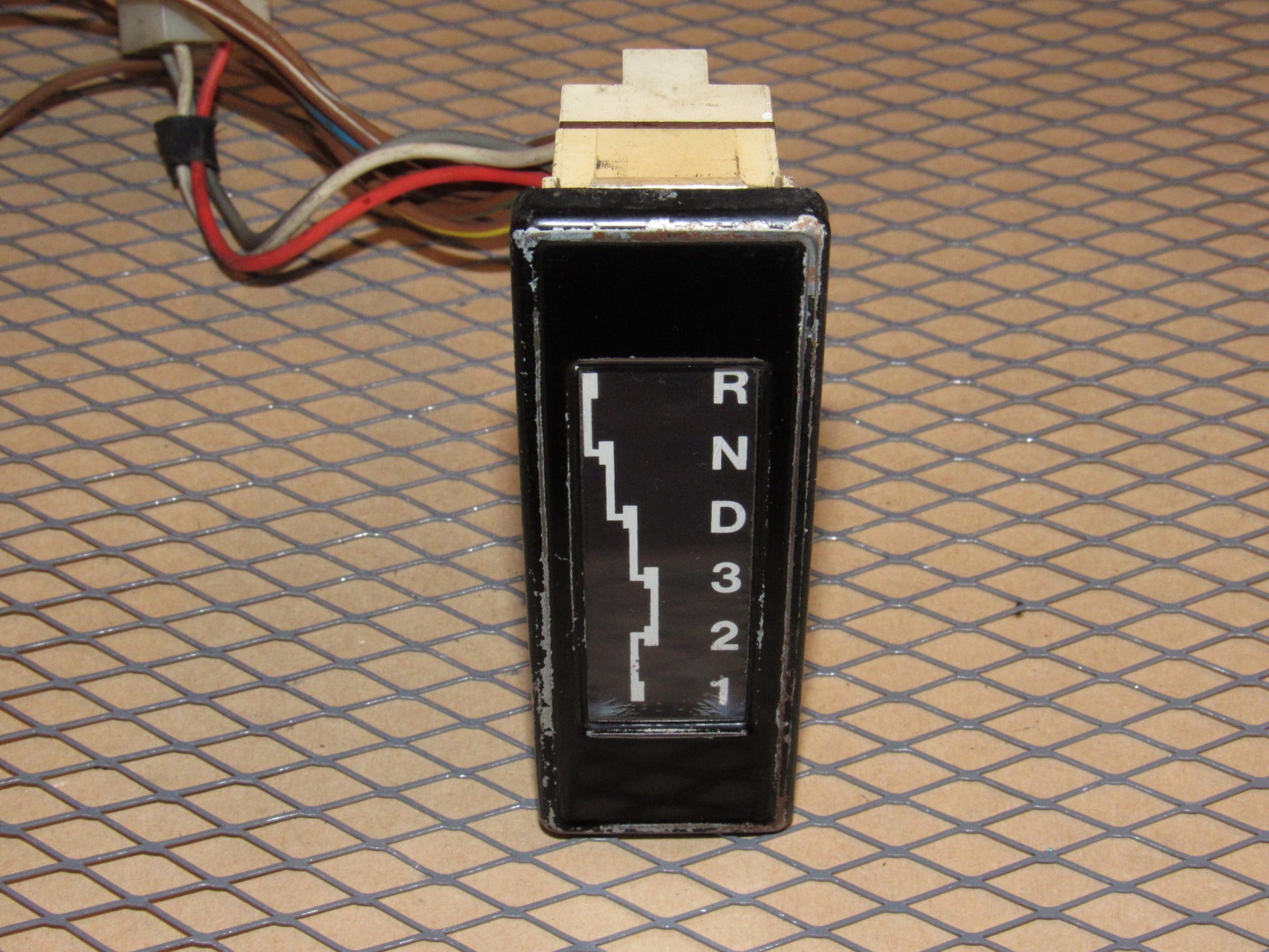 77-95 Mercedes Benz T1 Van OEM A/T Shifter Indicator & Light Lamp