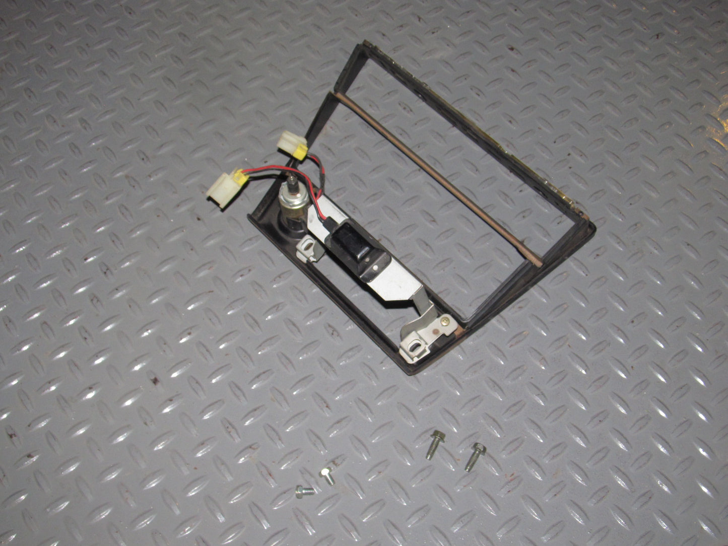 87 88 89 Nissan 300zx OEM Dash Climate Control & Radio Stereo Bezel Cover