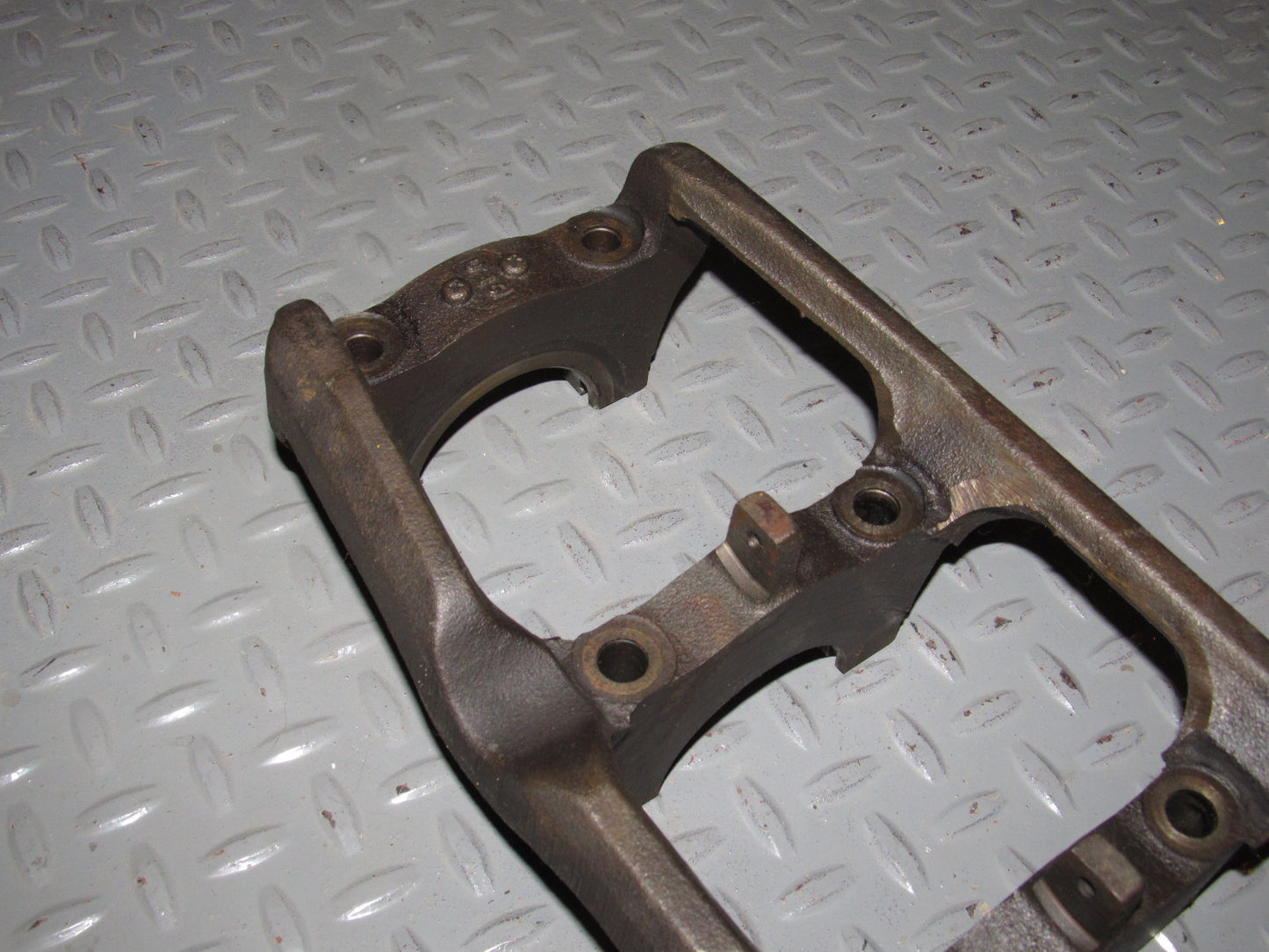 88 89 Nissan 300zx Turbo OEM Crankshaft Main Bearing Cap