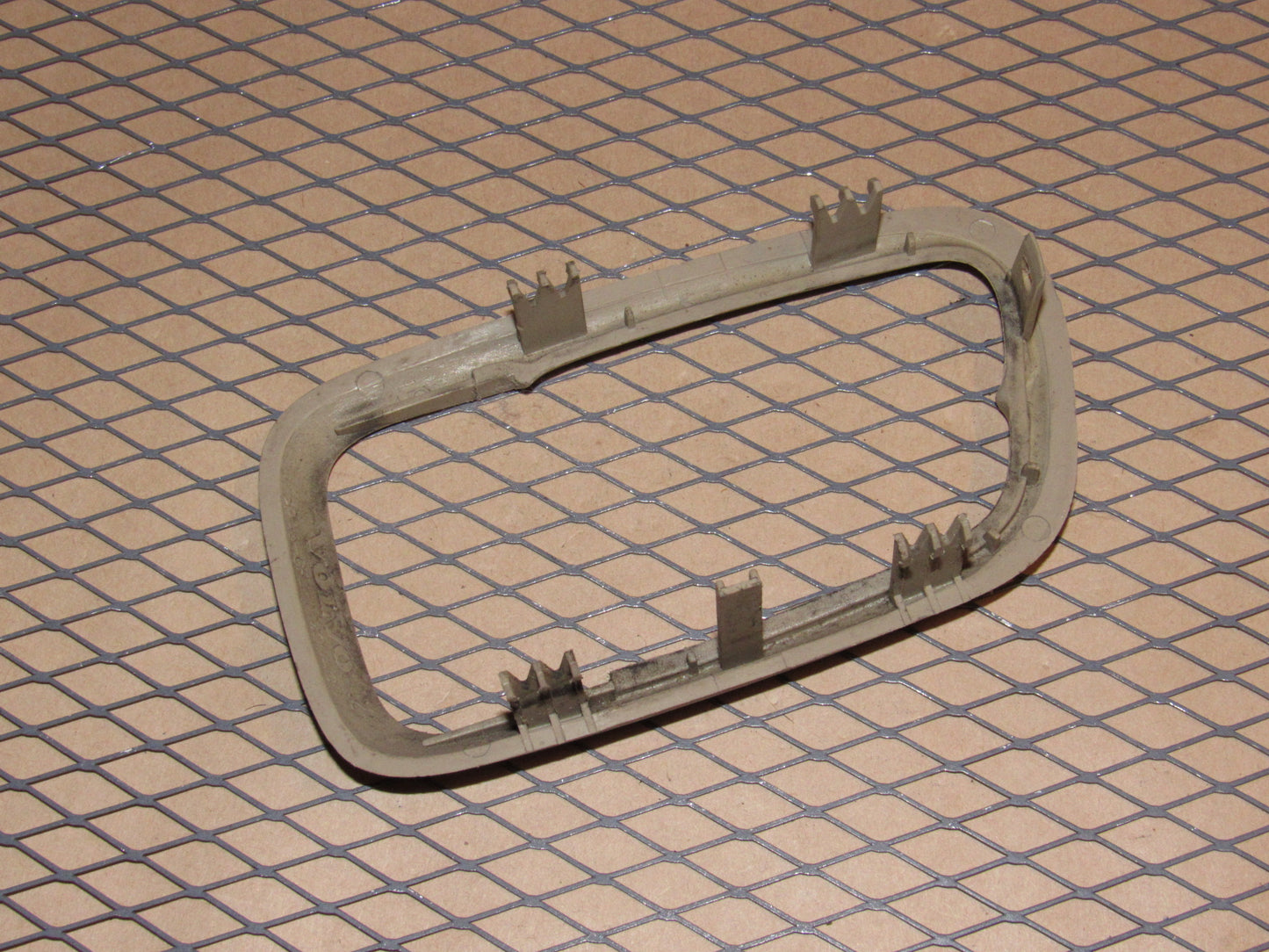 98 99 00 Volvo V70 OEM Front Rear Interior Door Handle Bezel Cover Trim - Right