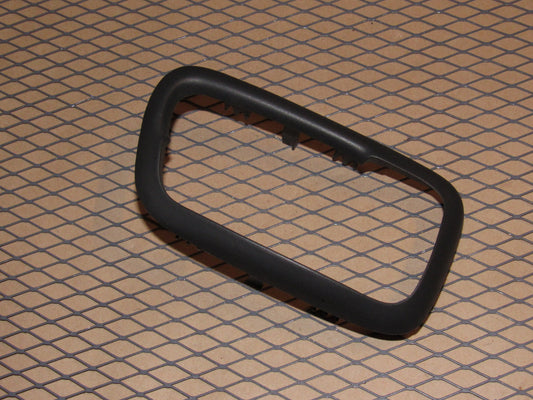 98 99 00 Volvo V70 OEM Front Rear Interior Door Handle Bezel Cover Trim - Right