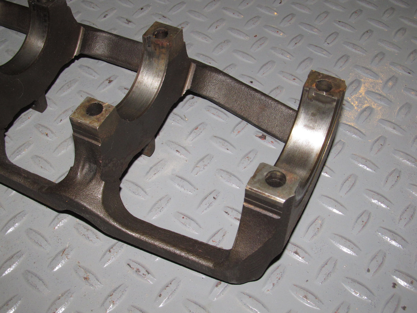 88 89 Nissan 300zx Turbo OEM Crankshaft Main Bearing Cap